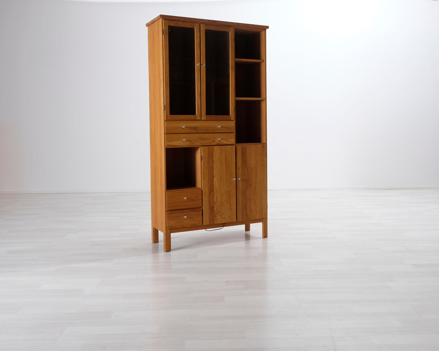 UPTOWN BOKHYLLA