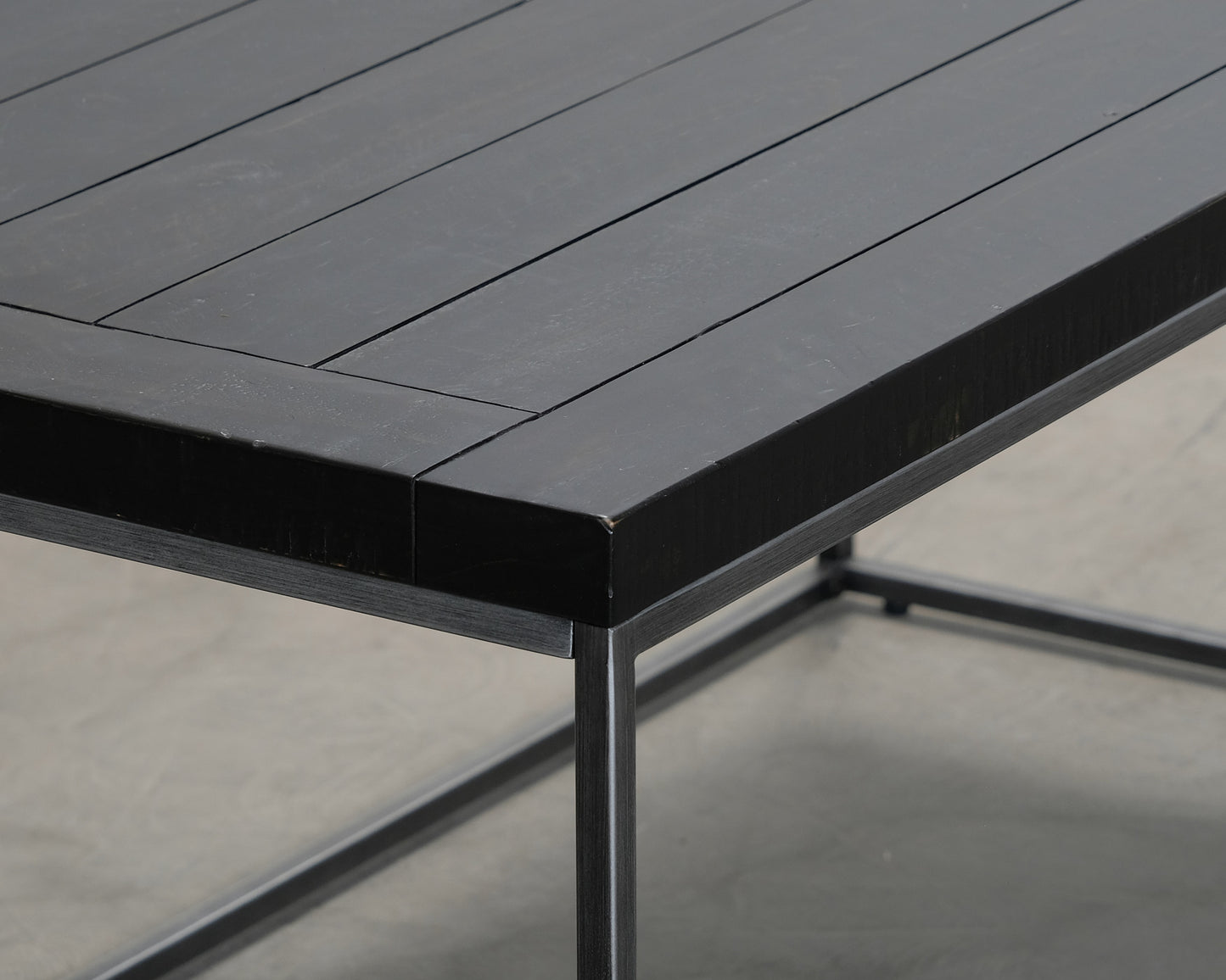 Asko coffee table black