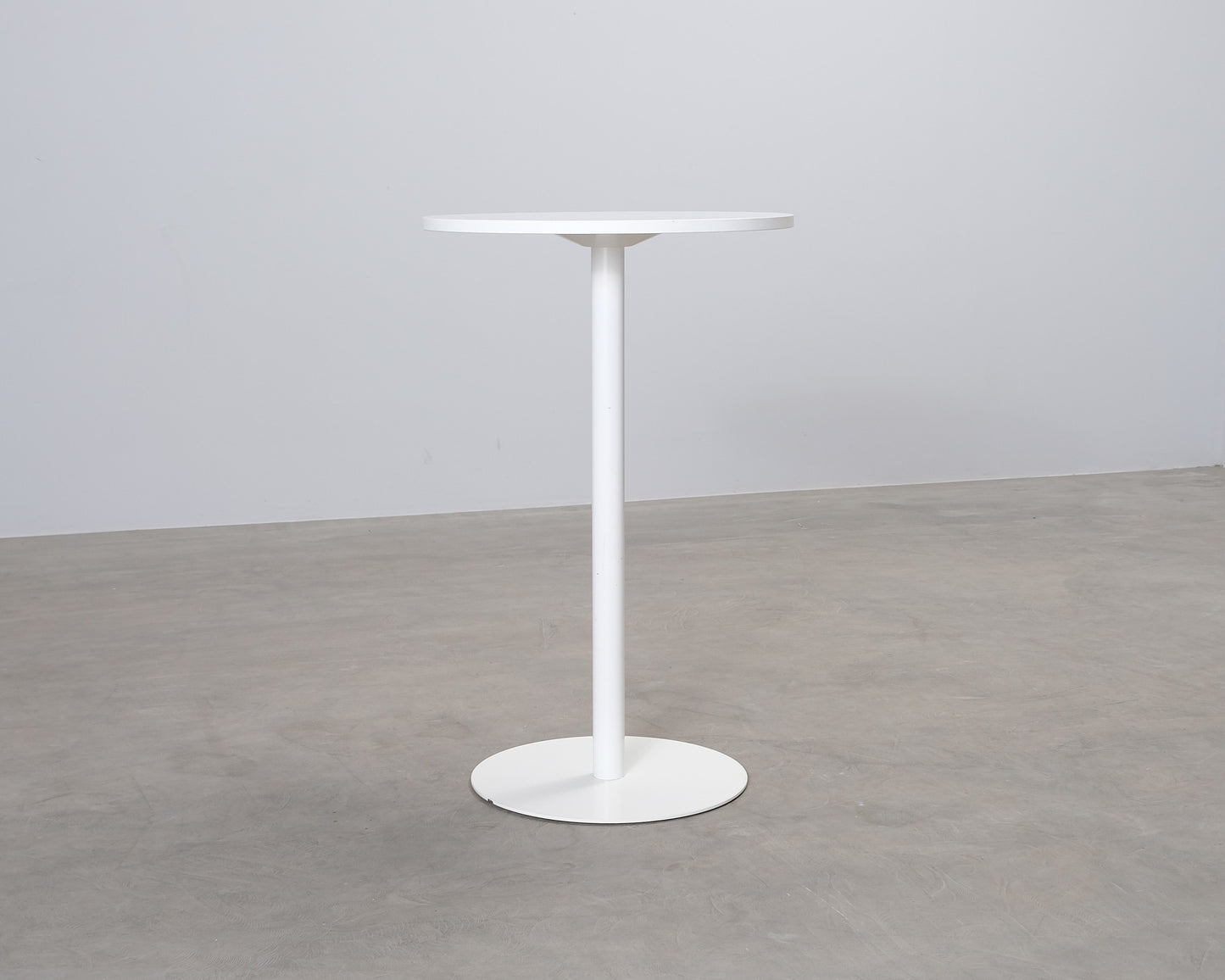 White high round table martela