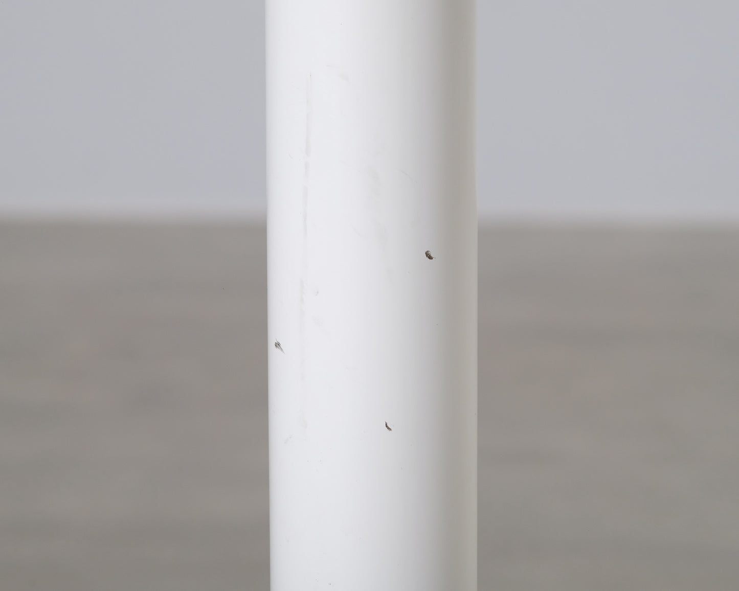 White high round table martela