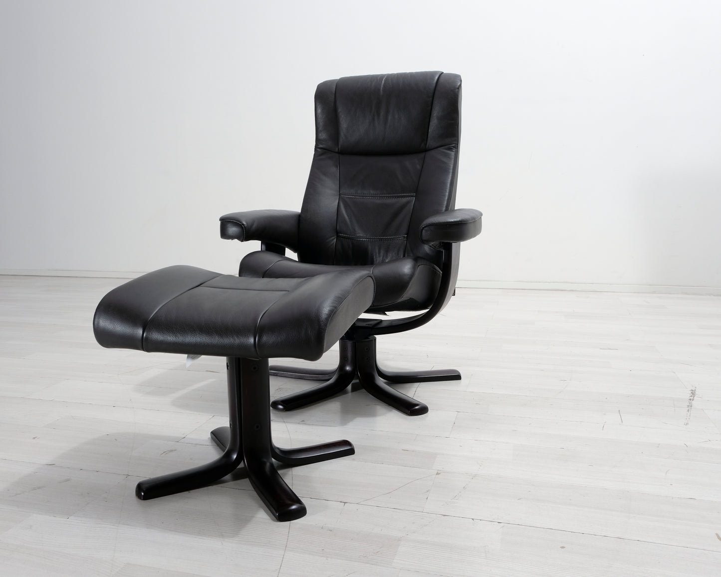 Läder recliner fotölj med fotstol