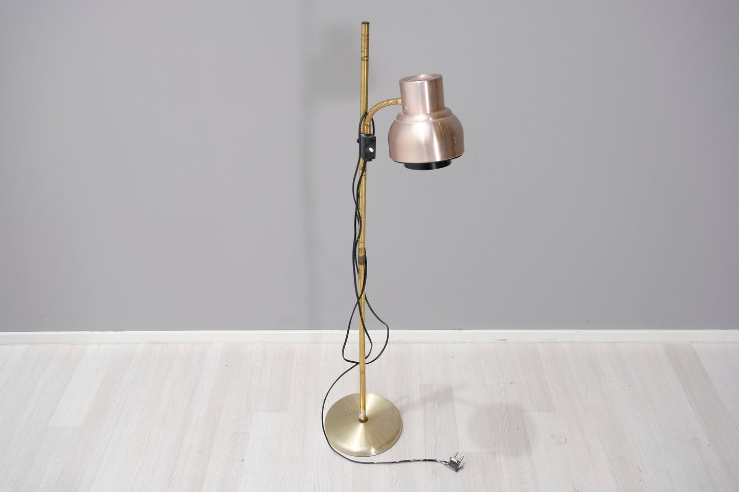 Antik lampa