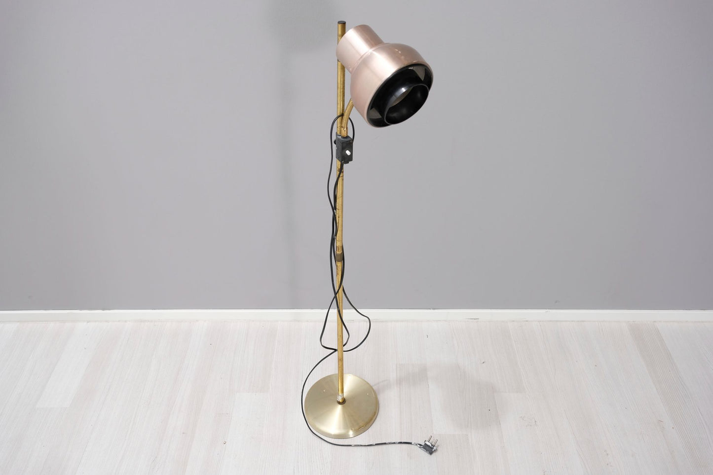 Antik lampa