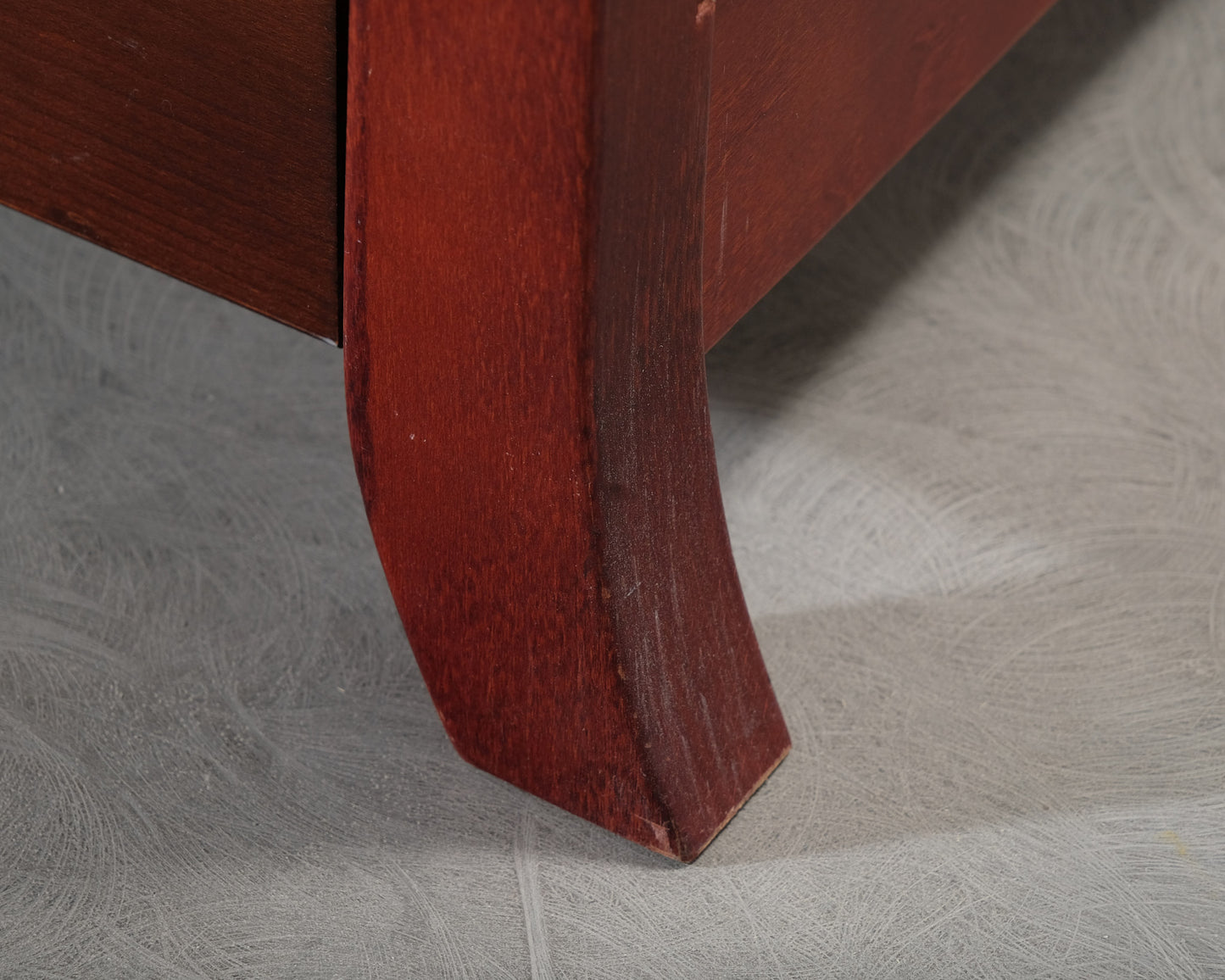 3-istuttava vuodesohva raidallinen