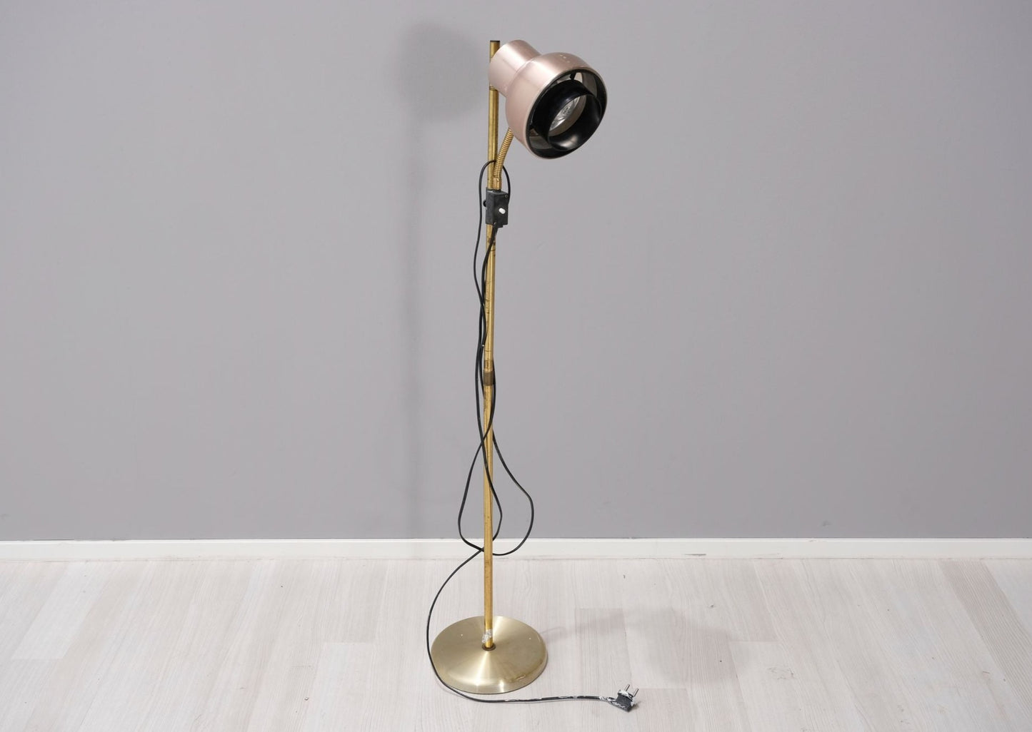 Antik lampa
