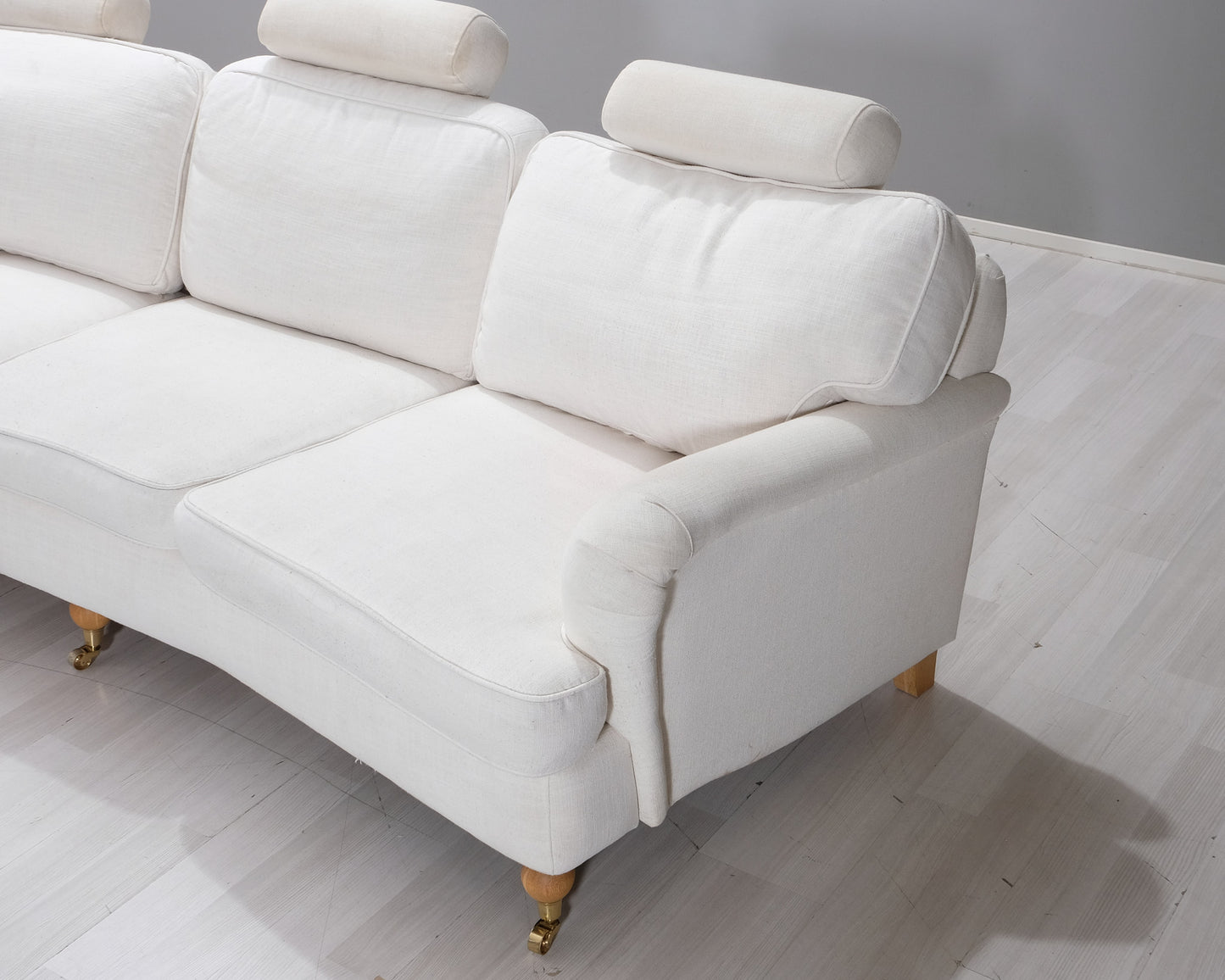 2 svängda Howard soffor Watford