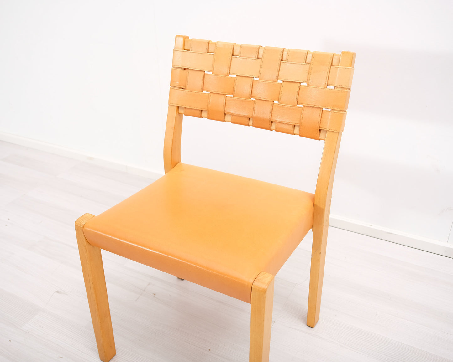Artek 611