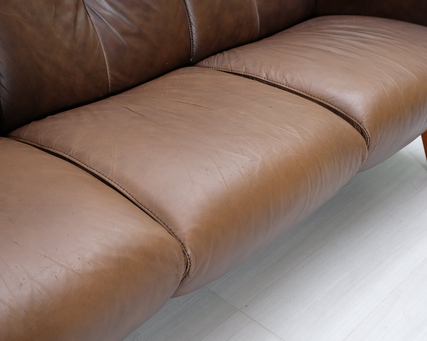 Ekornes 3-istuttava mekanismisohva ruskea